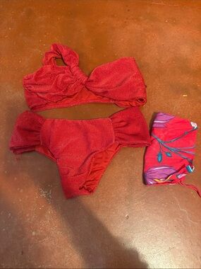 Red Women's Sparkle Bikini Set - Stylish Two-Piece Swimwear